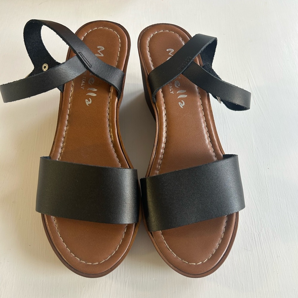 Mariella Black Leather Wedges